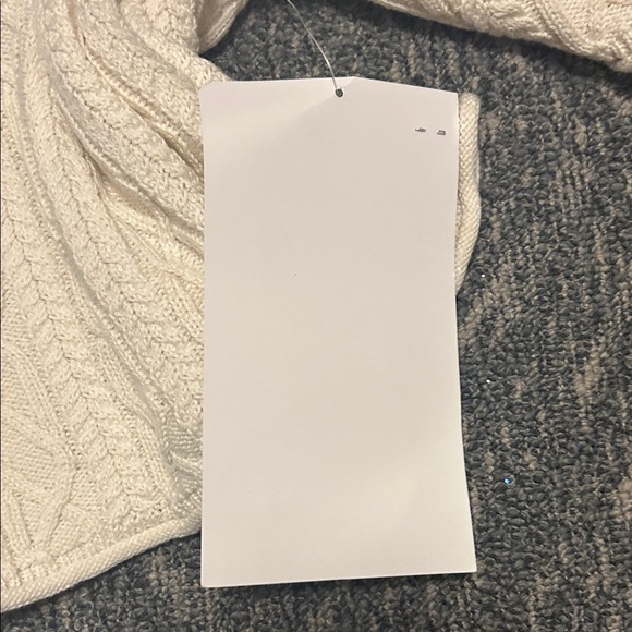 Easter NWT Freshmaneeêe Cable Knit Sweater - Cream - Picture 4 of 9